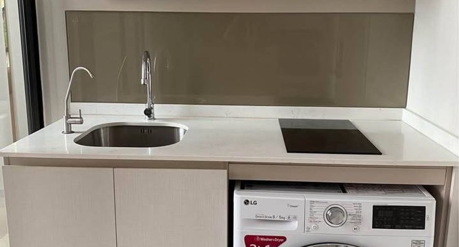 For sale 1 bed condo in Sathon, Bangkok