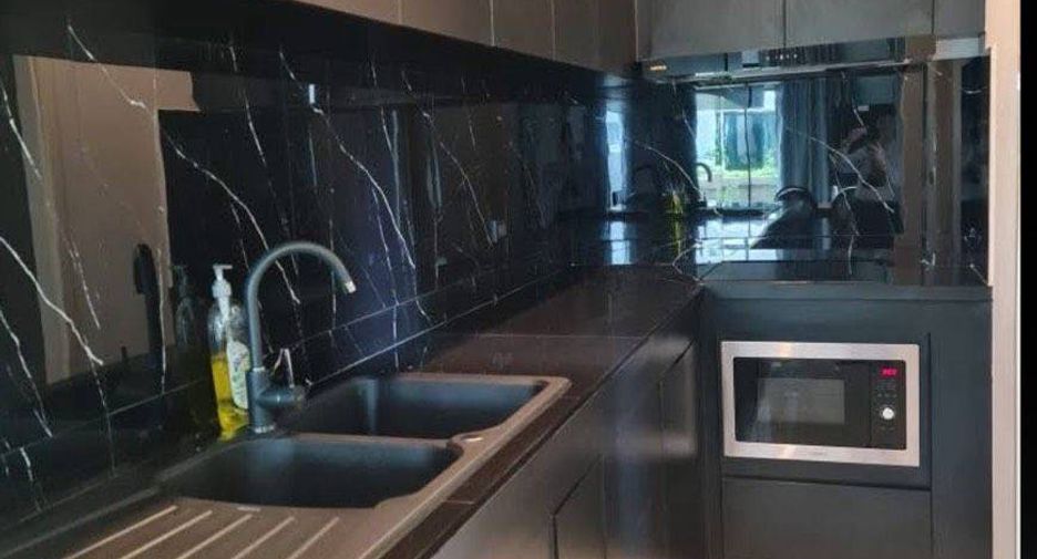 For rent and for sale 4 bedrooms house in Bang Lamung, Chonburi