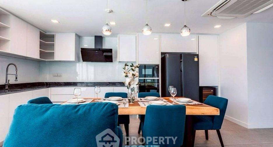 For sale 3 bedrooms condo in Jomtien, Pattaya
