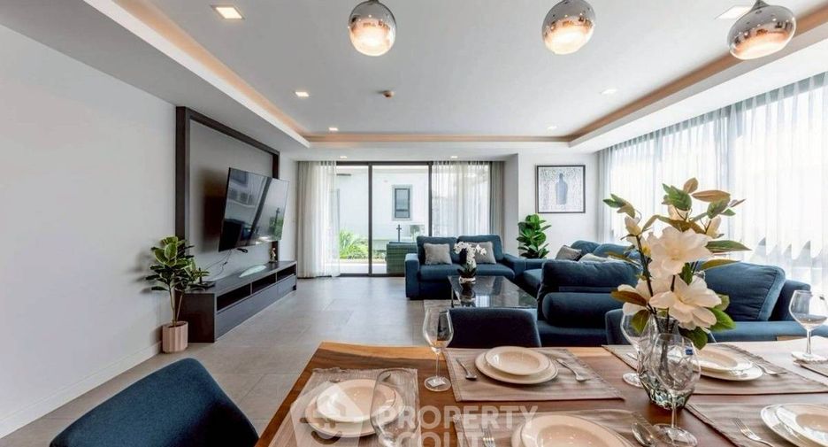 For sale 3 bedrooms condo in Jomtien, Pattaya