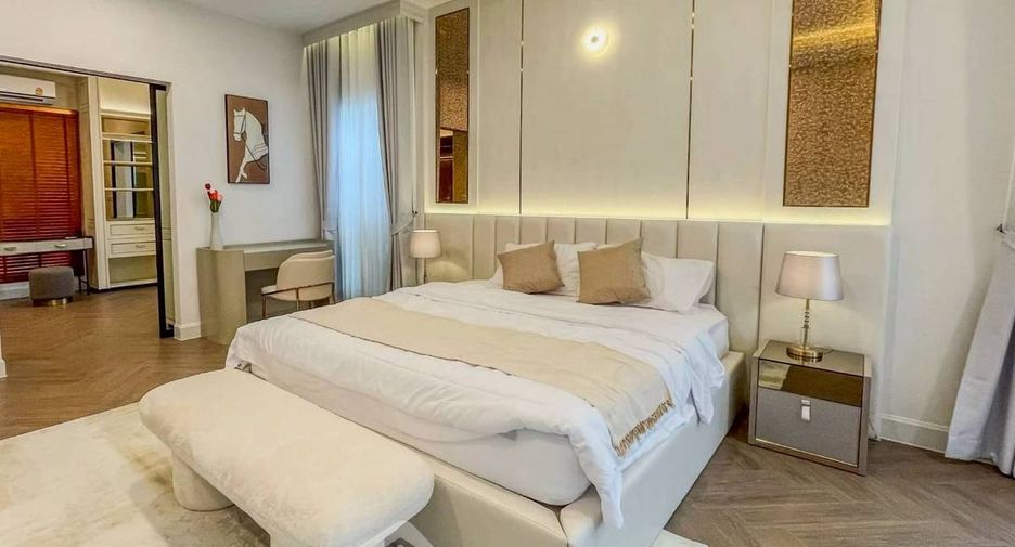 Haus zur Miete und zum Kauf mit 4 Zimmer in Saphan Sung, Bangkok