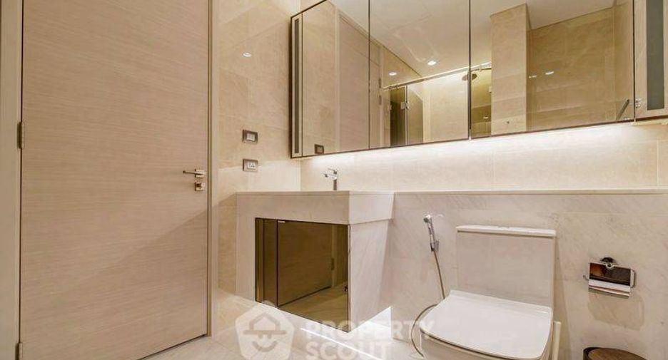 À louer et à vendre 2 chambres condo à Pathum Wan, Bangkok