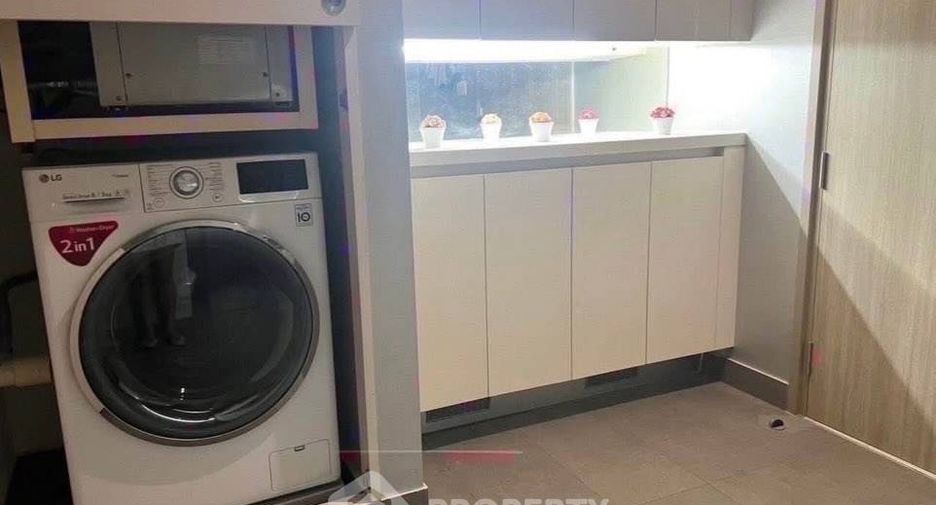For sale 1 bed condo in Pathum Wan, Bangkok