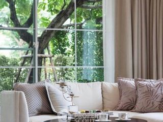 Casa en venta de 4 habitaciones en Bang Khen, Bangkok