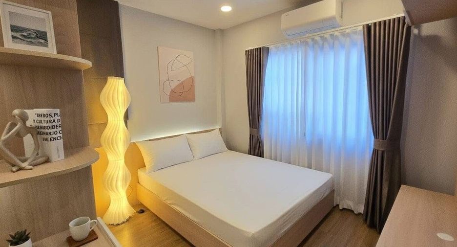 Casa en alquiler de 4 habitaciones en Bang Phli, Samut Prakan