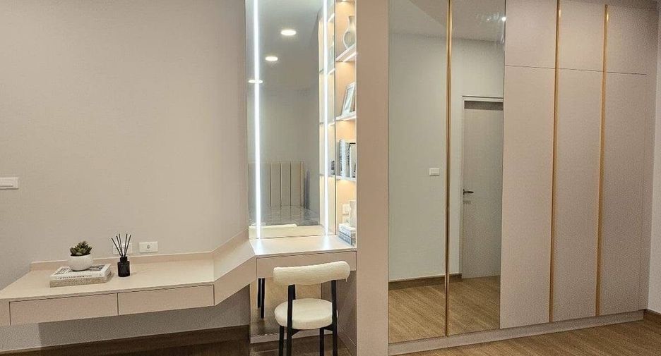 Casa en alquiler de 4 habitaciones en Bang Phli, Samut Prakan