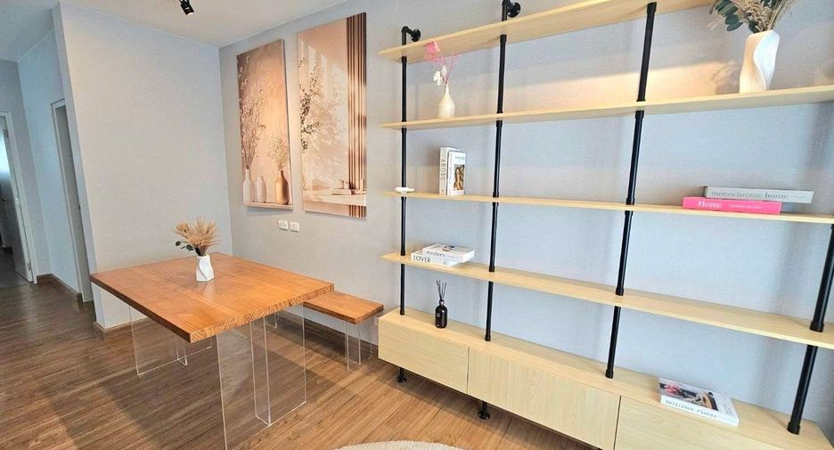 Casa en alquiler de 4 habitaciones en Bang Phli, Samut Prakan