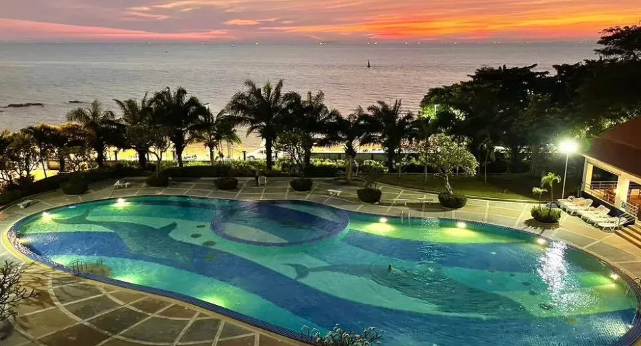 For rent 2 bedrooms condo in Bang Lamung, Chonburi