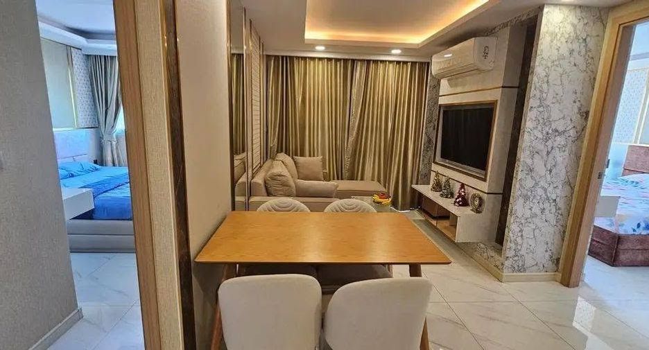 À vendre et à louer 2 chambres condo à Jomtien, Pattaya