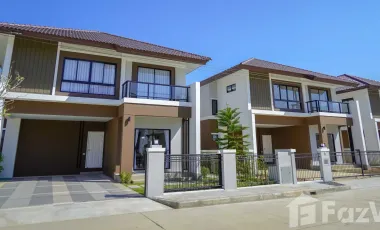 For sale 4 bedrooms house in San Kamphaeng, Chiang Mai