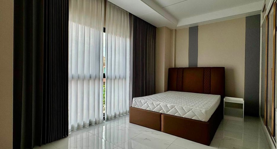À louer 4 chambres maison à Bang Lamung, Chonburi