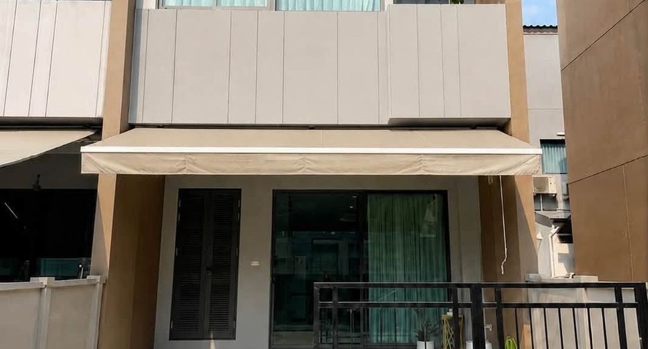 For rent 3 bedrooms house in Saphan Sung, Bangkok