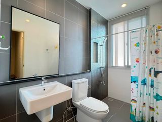 For rent 3 bedrooms house in Saphan Sung, Bangkok