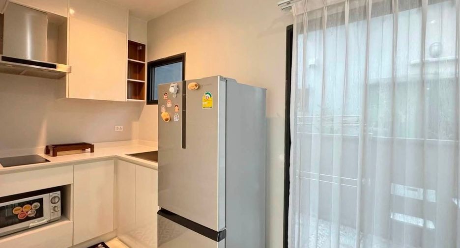 For rent 3 bedrooms house in Saphan Sung, Bangkok