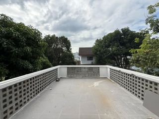 Casa en venta de 3 habitaciones en Bang Na, Bangkok