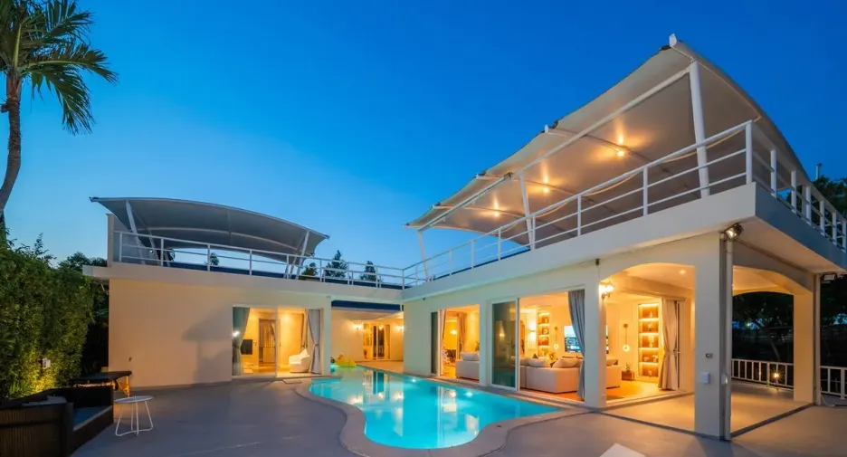Villa zur Miete mit 4 Zimmer in Mueang Phuket, Phuket