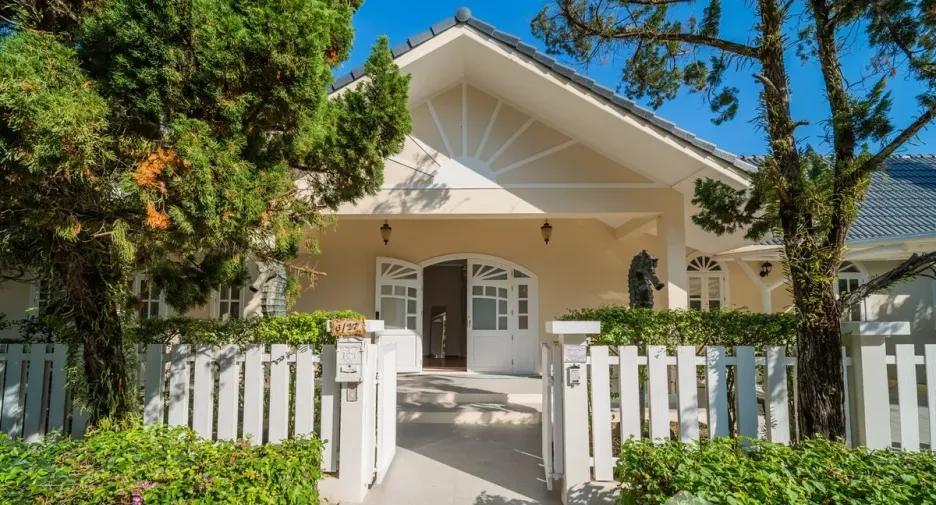 Villa zur Miete mit 4 Zimmer in Mueang Phuket, Phuket