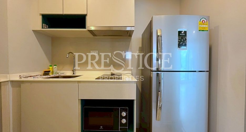 For rent 2 bedrooms condo in Bang Lamung, Chonburi