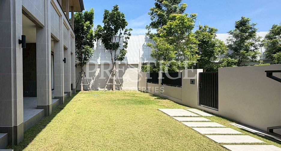 For rent 4 bedrooms house in Bang Lamung, Chonburi