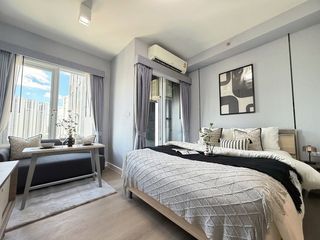 For sale studio condo in Huai Khwang, Bangkok