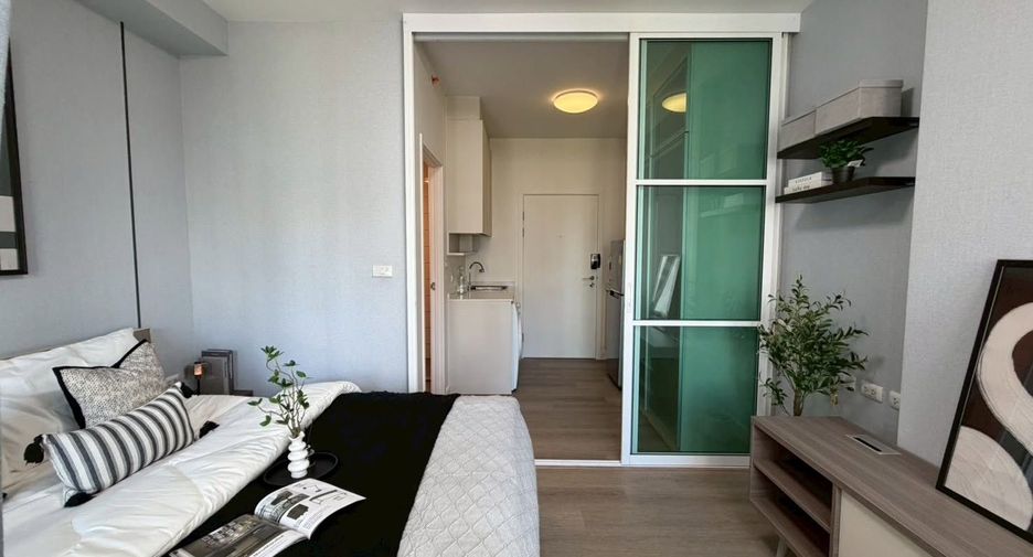 For sale studio condo in Huai Khwang, Bangkok