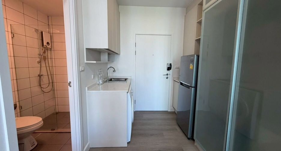 For sale studio condo in Huai Khwang, Bangkok