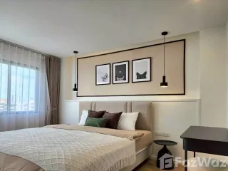 For rent 2 bedrooms condo in Yan Nawa, Bangkok
