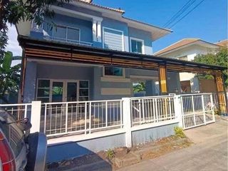 Casa en venta de 3 habitaciones en Bang Phli, Samut Prakan