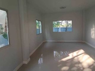 Casa en venta de 3 habitaciones en Bang Phli, Samut Prakan
