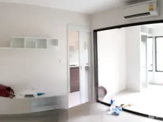 出售 1 卧室 公寓 在 Yan Nawa, 曼谷