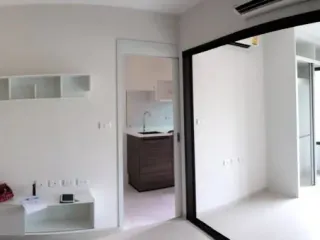出售 1 卧室 公寓 在 Yan Nawa, 曼谷