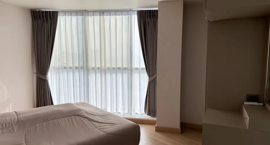 For sale 2 ベッドルーム condo in Bang Kapi, Bangkok