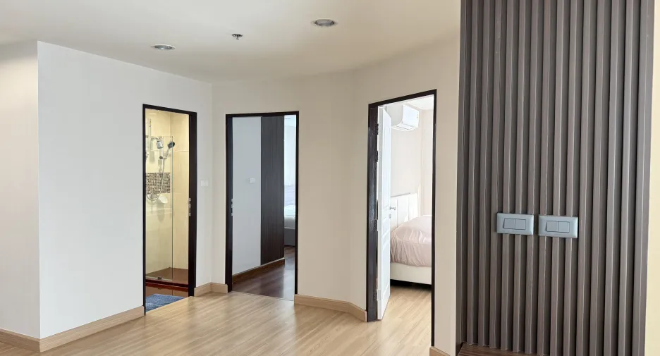 For sale 2 ベッドルーム condo in Bang Kapi, Bangkok