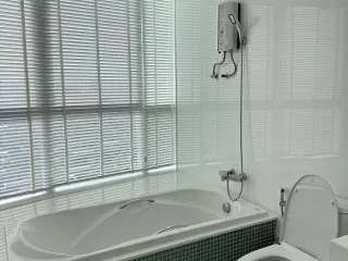 À vendre 2 chambres condo à Bang Kapi, Bangkok
