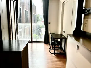 For sale studio condo in Wang Thonglang, Bangkok