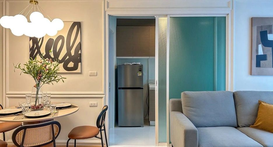 For rent 2 bedrooms condo in Phaya Thai, Bangkok