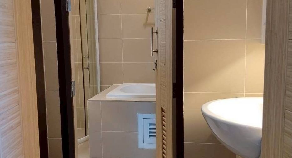 Condo en alquiler de 2 habitaciones en Mueang Chiang Mai, Chiang Mai