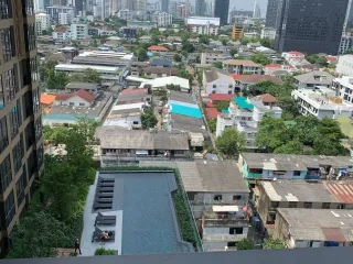 Condo en alquiler de 1 habitaciones en Khlong Toei, Bangkok
