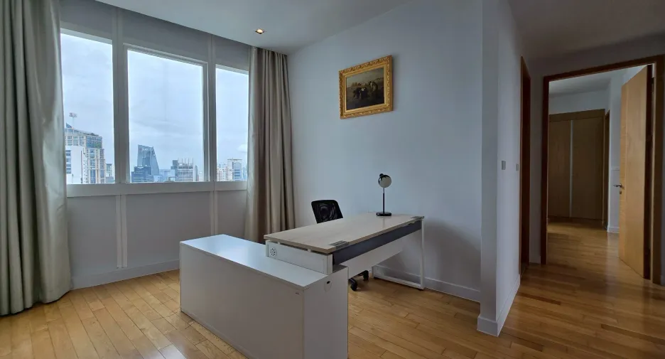 Wohnung zur Miete mit 2 Zimmer in Khlong Toei, Bangkok
