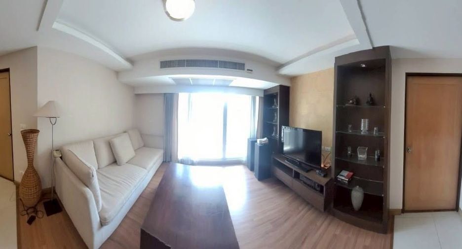 For rent 2 bedrooms condo in Phaya Thai, Bangkok