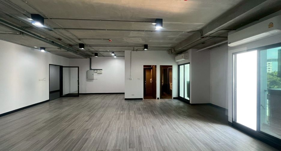 Büro zur Miete in Watthana, Bangkok