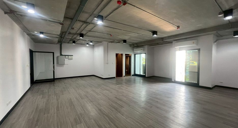 Büro zur Miete in Watthana, Bangkok