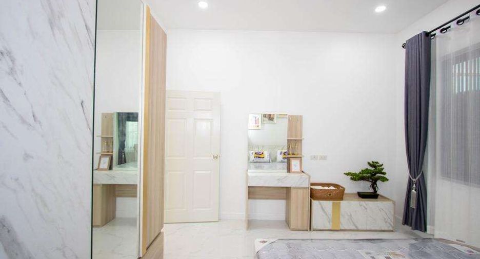 For rent 2 bedrooms house in Mueang Chiang Mai, Chiang Mai