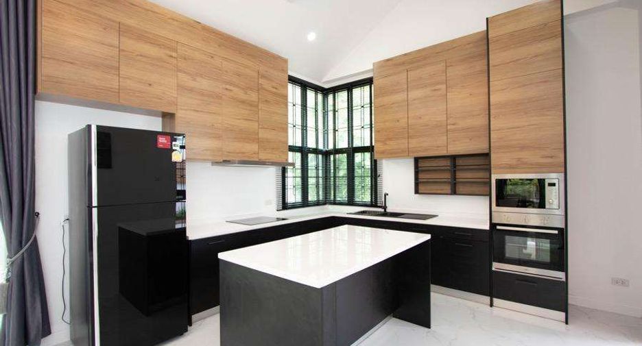 For rent 2 bedrooms house in Mueang Chiang Mai, Chiang Mai