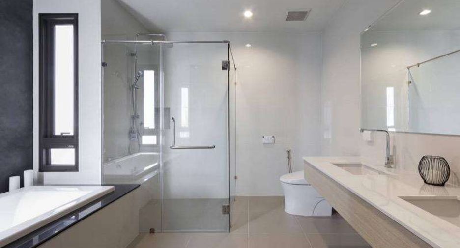 Casa en alquiler de 4 habitaciones en Hang Dong, Chiang Mai