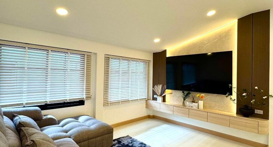 For sale 3 ベッドルーム house in Bang Nam Priao, Chachoengsao