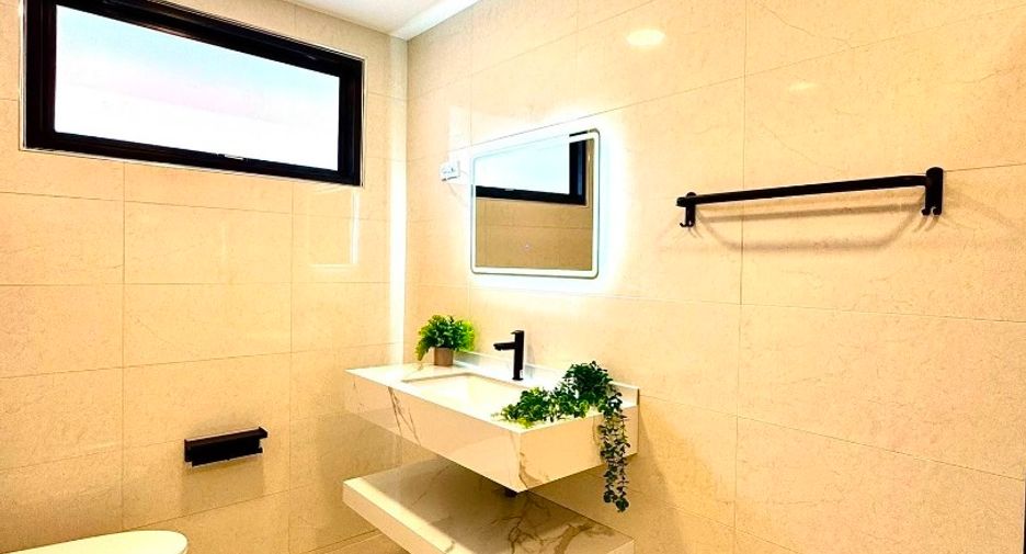 For sale 3 ベッドルーム house in Bang Nam Priao, Chachoengsao