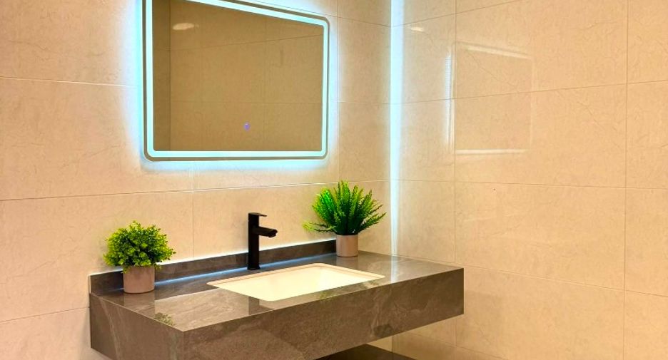 For sale 3 ベッドルーム house in Bang Nam Priao, Chachoengsao