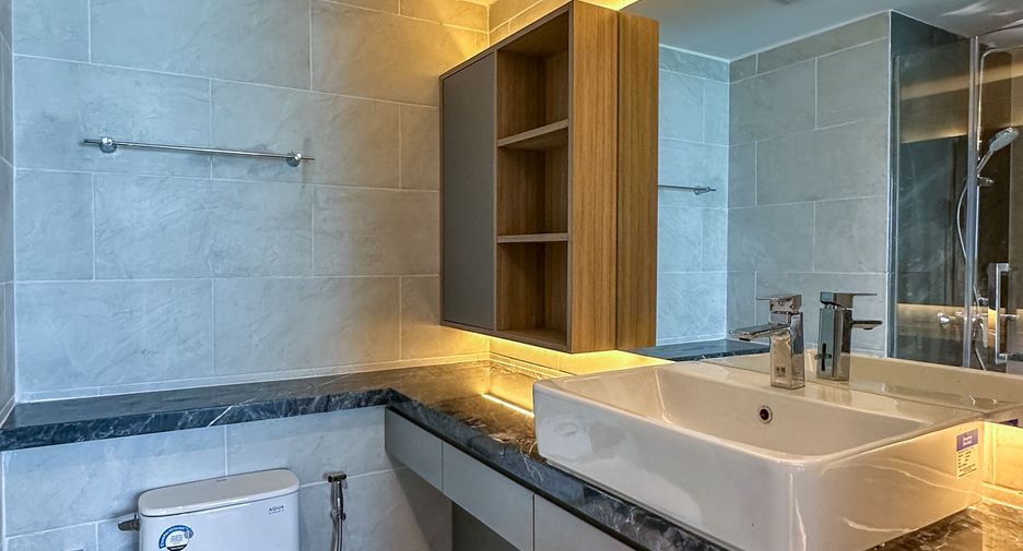 For sale 2 bedrooms condo in Bang Lamung, Chonburi