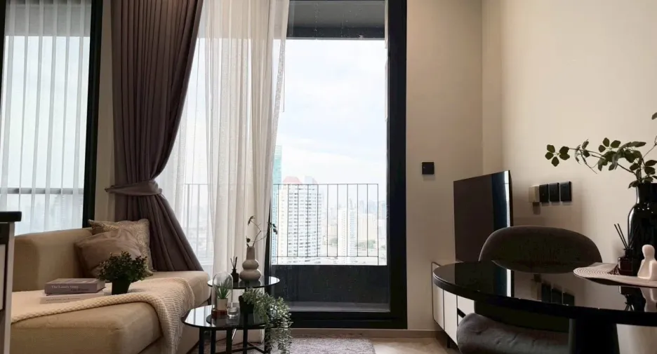 À vendre 1 chambre condo à Khlong San, Bangkok